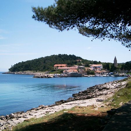 Apartments Katja Mali Losinj Luaran gambar